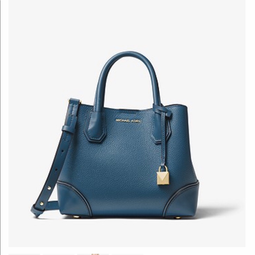 Michael Kors small Mercer purse